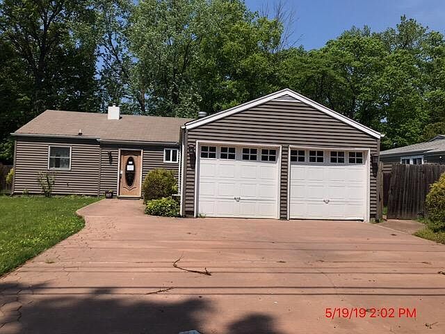 1st image of 118 Sanford Ave