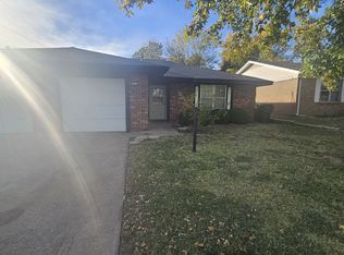 1512 N Cedar St, Owasso, OK 74055