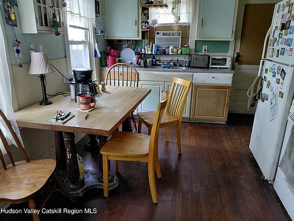 3rd image of 56 Grand Street