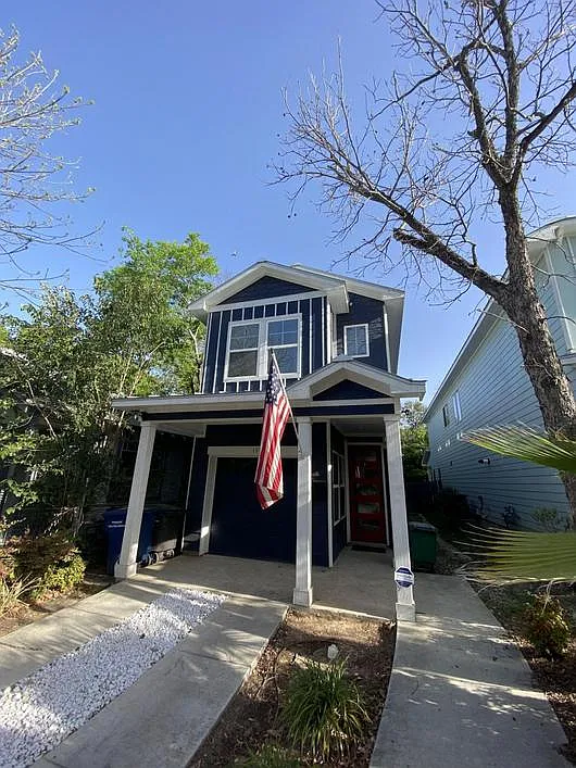 151 Claremont Ave — Photo 1