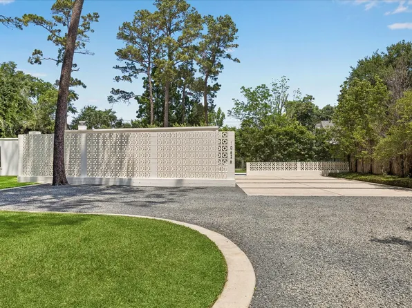 10626 Tarleton Dr, Houston, TX 77024