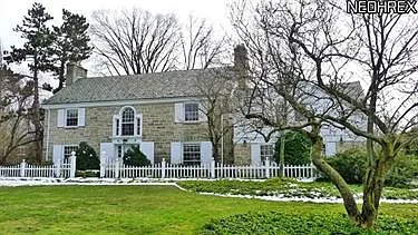 22000 McCauley Rd photo 1