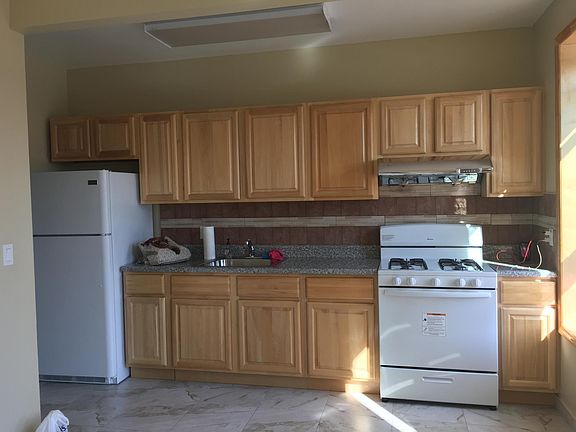 3rd image of 1320 65th St #2R
