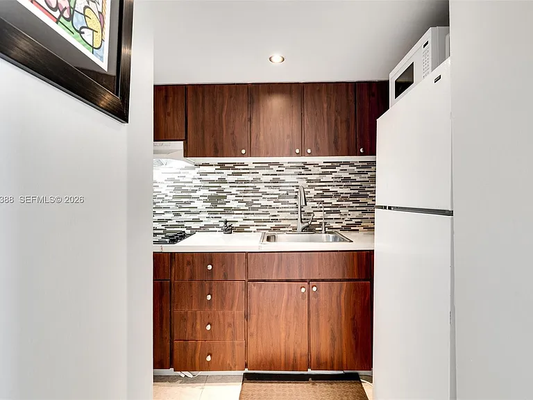 1200 West Ave #312 — Photo 9