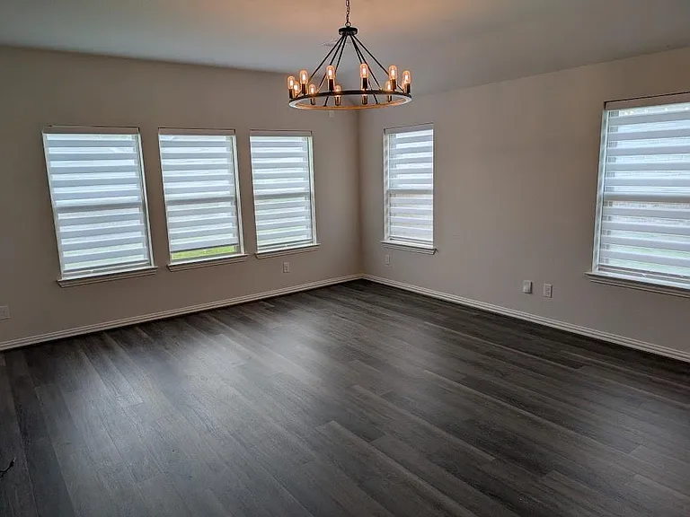 7020 Terra Ln — Photo 11