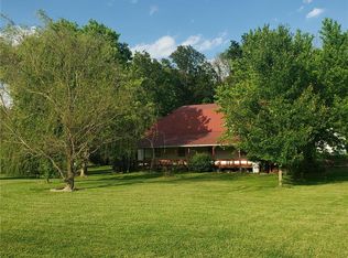 1124 Highway Cc, Bland, MO 65014