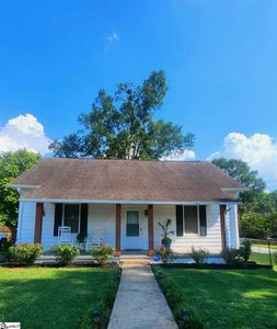 7 Haynes St, Greer, SC, 29650