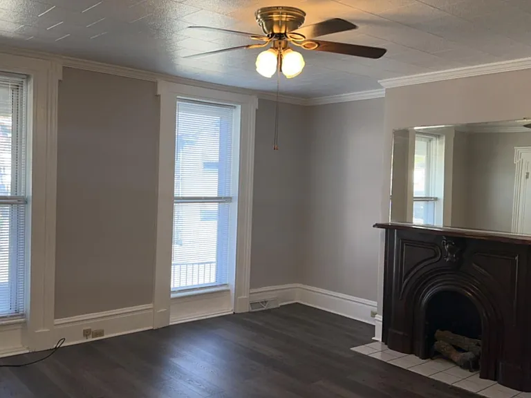 221 Howard St #1 — Photo 1