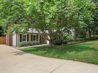 7909 Twin Oak Ct, Raleigh, NC 27615