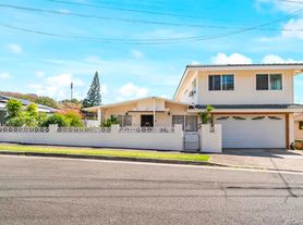 1623 Haku St, Honolulu, HI