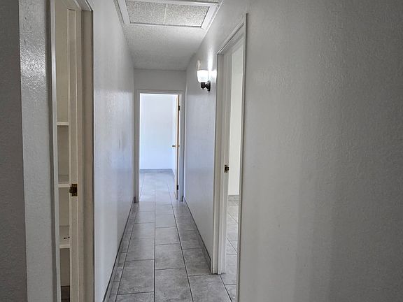 3rd image of 3915 Visby Ln