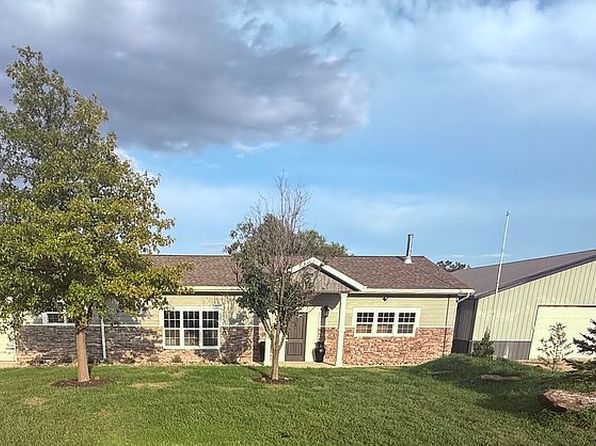 2407 S Woodward Rd