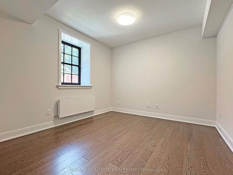 2 Clarendon Ave #108 — Photo 5