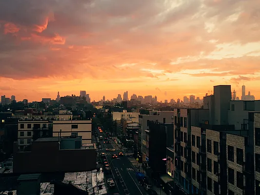 Rented by Manhattan Management LLC | media 44