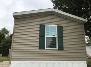 285 Brookside Mnr, Goshen, IN 46526