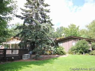 42 Pinehurst Dr, Springfield, IL 62704