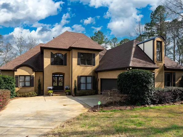 2166 Lakeview Trce, Trussville, AL 35173