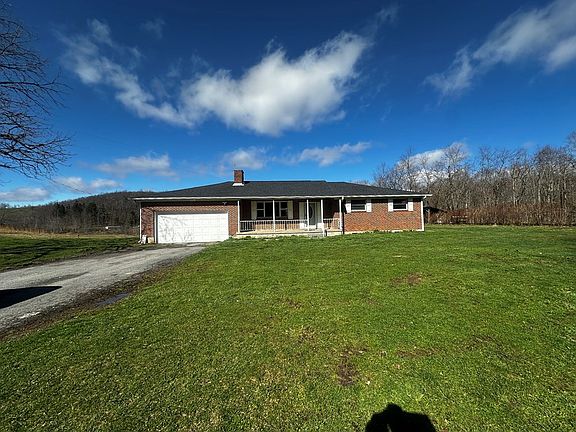 2nd image of 1200 Egeria Rd