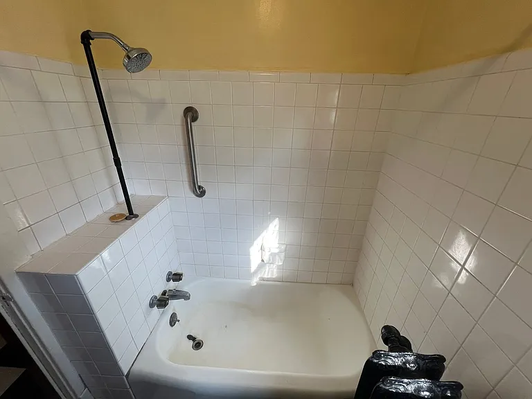 309 N Pinckney St — Photo 9