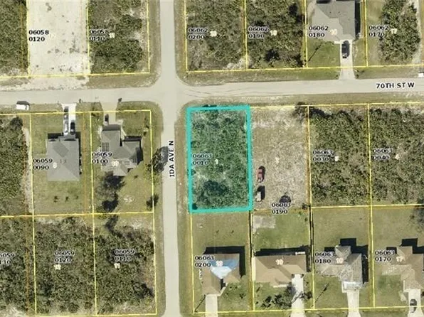 2719 70th St W, Lehigh Acres, FL 33971
