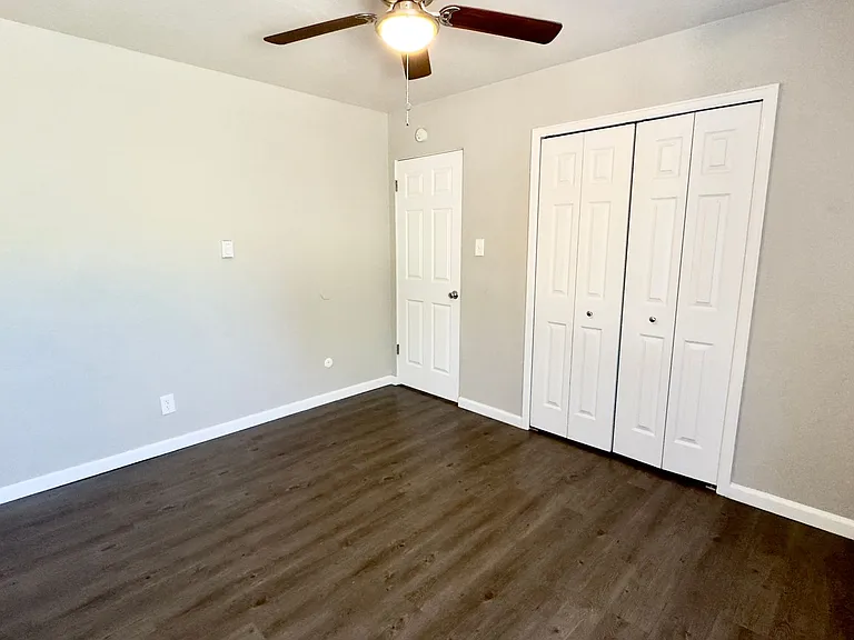 Arcadia Dell Apartments — Photo 20