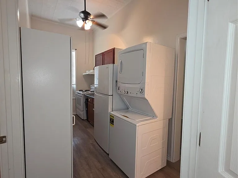 601B W Washington Ave #B — Photo 8