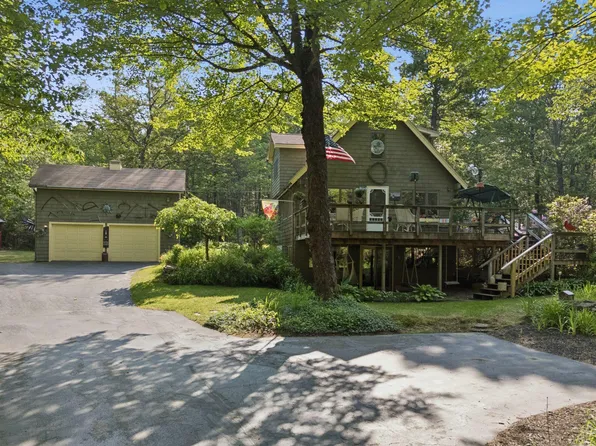 47 Perimeter Avenue, Standish, ME 04084