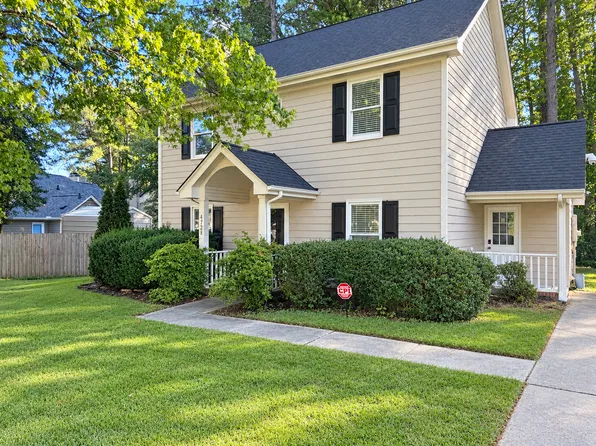 1728 Winway Dr, Raleigh, NC 27610
