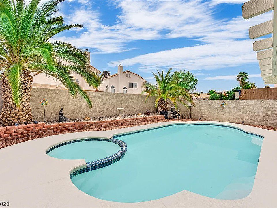 1st image of 7925 Tulum Ct