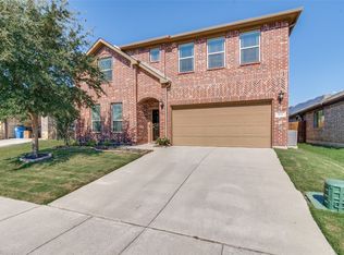 824 Harrison Ln, Lavon, TX 75166