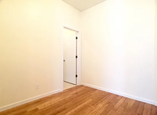 Rented by Bohemia Realty Group | media 14