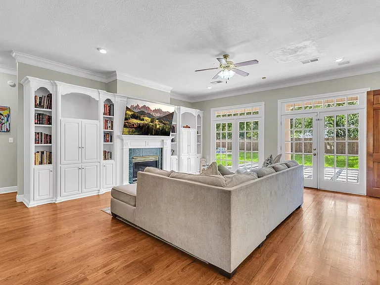 4 Twin Circle Dr — Photo 10