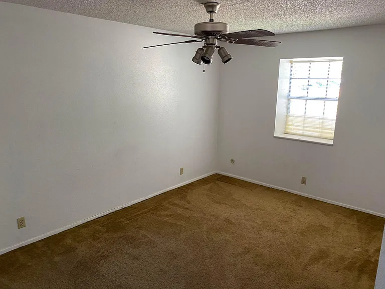 Secondary bedroom