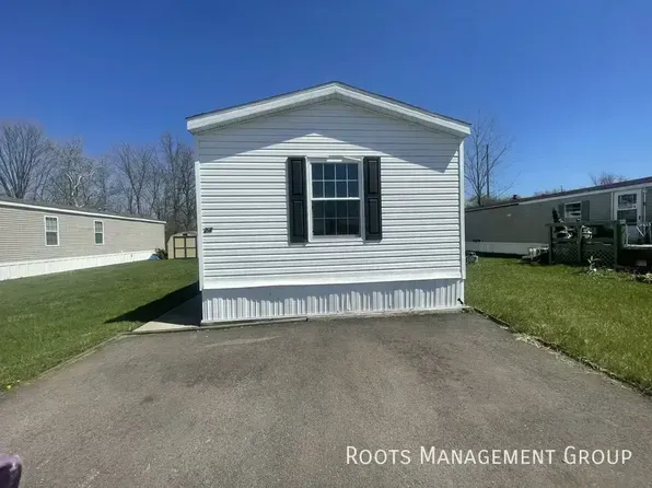 24 Locust St #24, Crestline, OH 44827