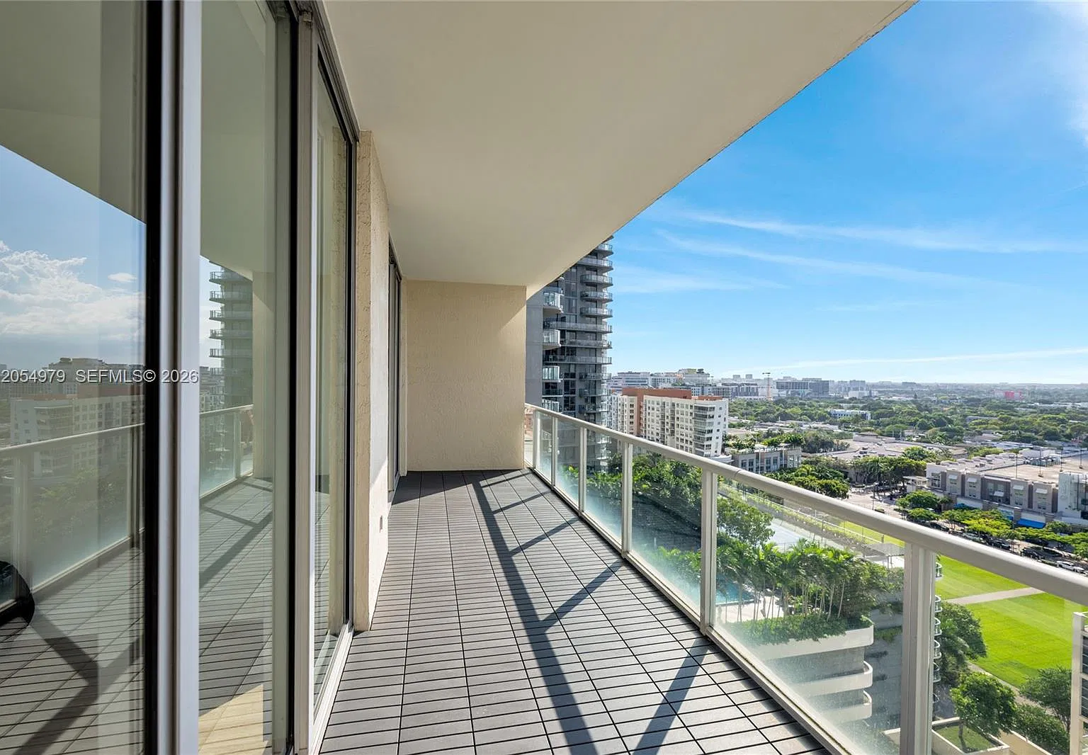 Two Midtown Miami Condo — Photo 1