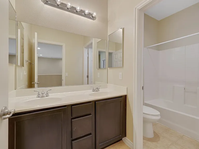 4216 Falcons Flight Ave — Photo 14