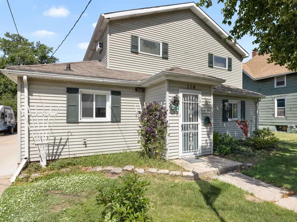 114 S Adams St, South Beloit, IL 61080