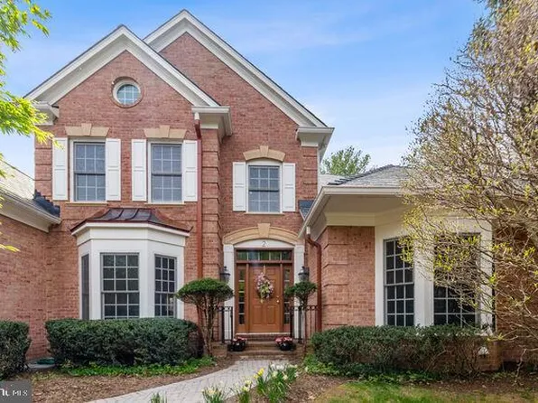 2 Beman Woods Ct, Rockville, MD 20854