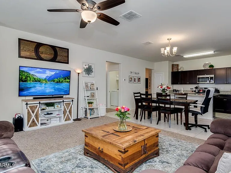 3138 N 303rd Dr — Photo 16