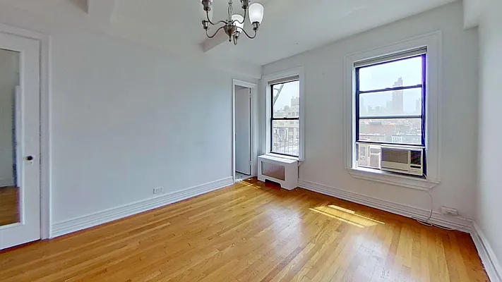 Rented by Bond New York | media 24