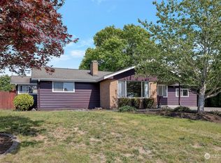 812 Jefferson Ave NE, Renton, WA 98056