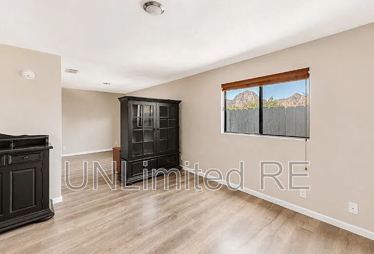 540 Panorama Blvd #B — Photo 10