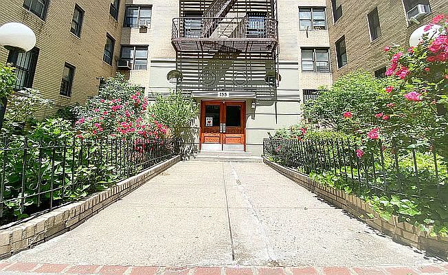 1st image of 155 W 81st St APT 2F