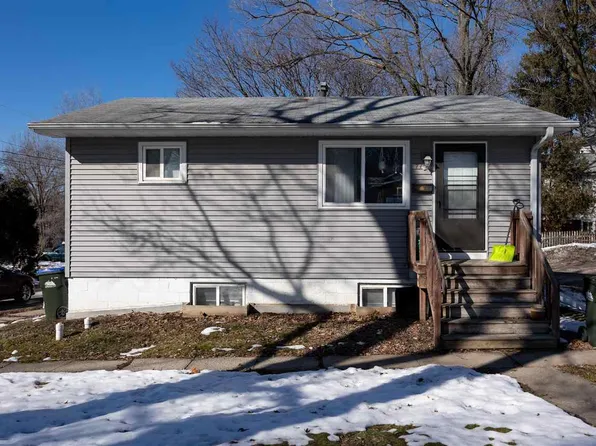 715 Bradley St #A & B, Iowa City, IA 52240