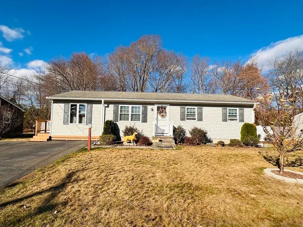 36 Sunbrier Rd, Springfield, MA 01129