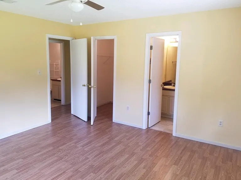 7046 N State Highway 123 — Photo 19