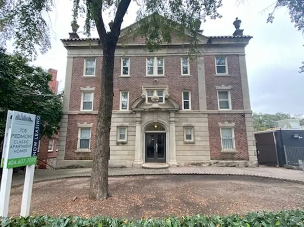 *One Month Free! Charming Historic Apartments Steps From Piedmont Park