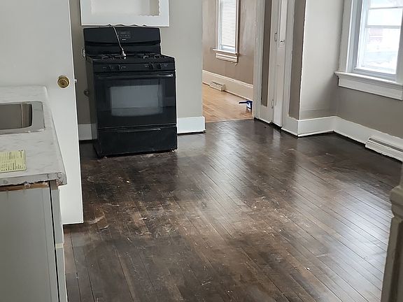 4th image of 3135 N Richards St #1