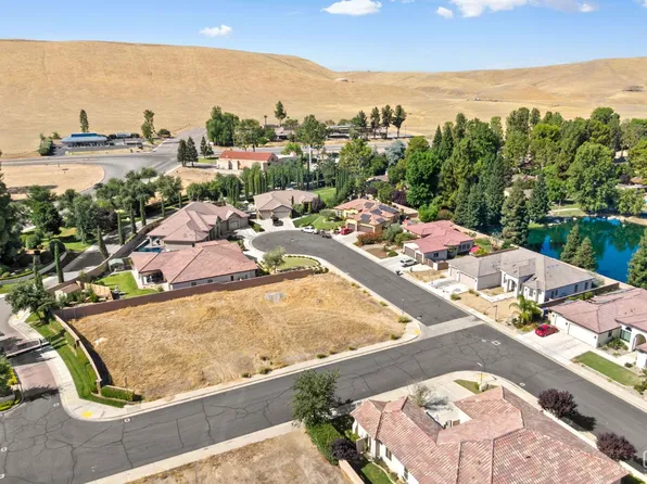 12101 Wildhorse Ave, Bakersfield, CA 93306