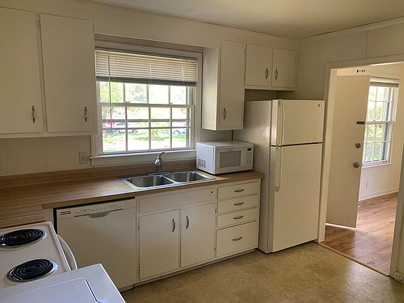 4th image of 1906 19th Ave S #1